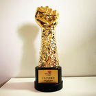 Hatıra hediyesi Altın polyresin Fist Trophy Company Personel Ödülleri